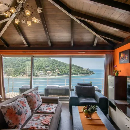 Apartman Seaview Laura